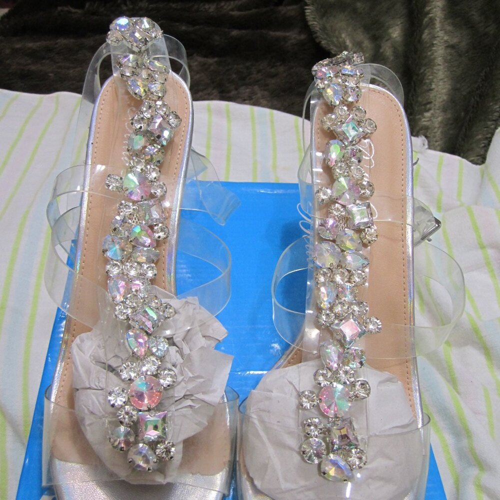 Bella Luna Silver & Rhinestone Heeled Sandals, Sz 11 "NEW"